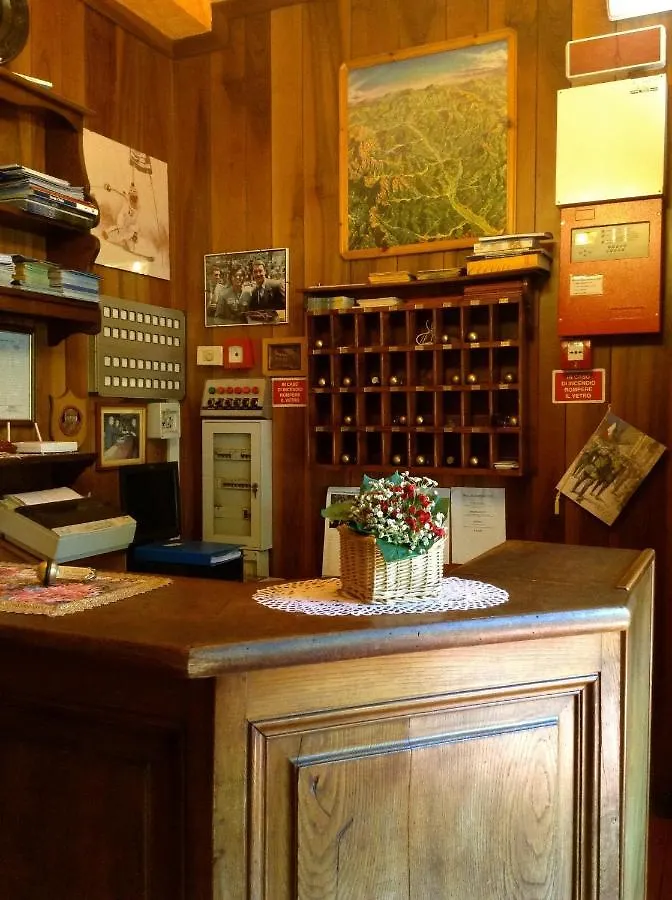 Albergo Ristorante Da Carlino Castelnuovo di Garfagnana